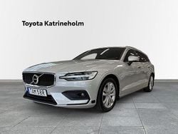 Vit Begagnad 2019 Volvo V60 Momentum Kombi | 279 900 kr (Bra pris)