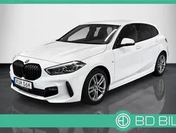 Vit Begagnad 2020 BMW 118 M Sport Halvkombi | 233 900 kr (Lite dyr)