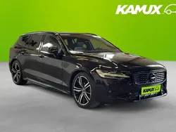Svart Begagnad 2020 Volvo V60 R-Design Kombi | 334 800 kr (Marknadspris)