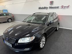 Svart Begagnad 2015 Volvo V70 Momentum Kombi | 119 900 kr (Marknadspris)