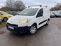 Vit Begagnad 2012 Peugeot Partner Minibuss | 37 000 kr (Marknadspris)