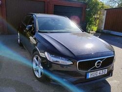 Svart Begagnad 2017 Volvo V90 Kinetic Kombi | 149 000 kr (Marknadspris)