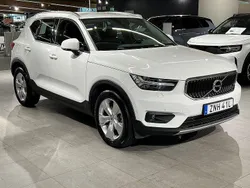 Vit Begagnad 2019 Volvo XC40 Momentum SUV | 289 900 kr (Superpris)
