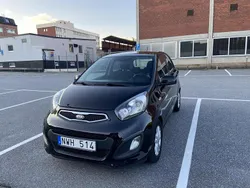 Svart Begagnad 2013 Kia Picanto Halvkombi | 47 900 kr (Marknadspris)