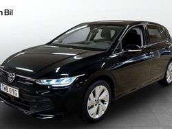 Svart Begagnad 2024 VW Golf VIII Edition Halvkombi | 304 900 kr (Marknadspris)