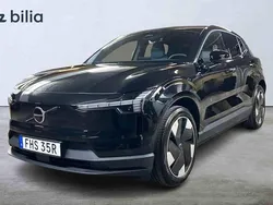 Svart Begagnad 2024 Volvo EX30 Single Motor Extended Range SUV | 369 900 kr