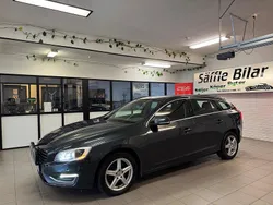 Grå Begagnad 2013 Volvo V60 Momentum Kombi | 139 900 kr (Marknadspris)