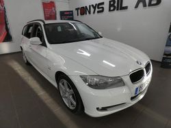Vit Begagnad 2011 BMW 320 Kombi | 59 900 kr (Bra pris)