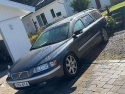 Grå Begagnad 2004 Volvo V70 Kombi | 14 000 kr (Superpris)