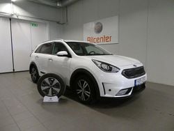 Vit Begagnad 2018 Kia Niro Advance SUV | 174 900 kr (Marknadspris)