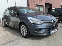 Grå Begagnad 2017 Renault Clio GrandTour Intens Kombi | 124 900 kr (Marknadspris)