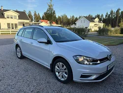 Grå Begagnad 2018 VW Golf VII Kombi | 149 000 kr (Marknadspris)