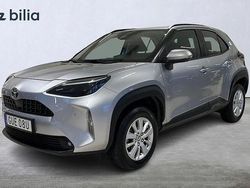 Silver Begagnad 2024 Toyota Yaris Cross Active SUV | 279 900 kr (Marknadspris)