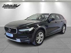 Svart Begagnad 2017 Volvo V90 CC Momentum Kombi | 235 000 kr (Marknadspris)
