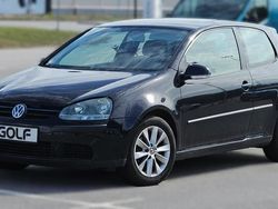 Svart Begagnad 2004 VW Golf IV Trendline Halvkombi | 18 000 kr