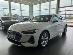 Vit (arkonavit) Begagnad 2024 Audi A5 Advanced Sportkupé | 499 000 kr (Marknadspris)