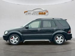 Svart Begagnad 2002 Mercedes ML55 AMG AMG SUV | 69 900 kr