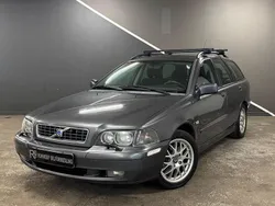 Grå Begagnad 2003 Volvo V40 Kombi | 24 900 kr (Marknadspris)