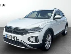 Vit Begagnad 2022 VW T-Roc Life SUV | 209 900 kr (Bra pris)