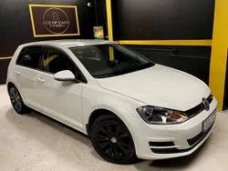 Vit Begagnad 2014 VW Golf VII Halvkombi | 135 990 kr (Marknadspris)