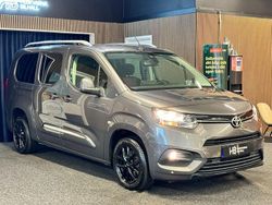Mörkgrå Begagnad 2020 Toyota Proace Verso City Kombi | 239 900 kr (Marknadspris)