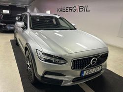 Silver Begagnad 2018 Volvo V90 CC Kombi | 199 900 kr (Marknadspris)