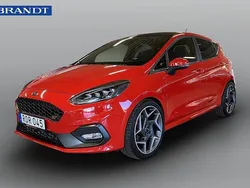 Röd Begagnad 2018 Ford Fiesta Performance Edition Halvkombi | 199 900 kr