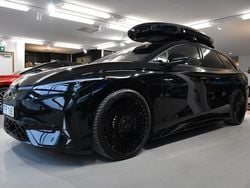 Svart Begagnad 2024 VW ID.7 GTX Kombi | 749 800 kr