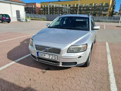 Grå Begagnad 2006 Volvo V50 Kombi | 24 500 kr