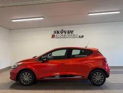Röd Begagnad 2013 Renault Clio IV Halvkombi | 77 500 kr (Marknadspris)