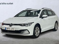Vit Begagnad 2022 VW Golf VIII Kombi | 264 900 kr (Marknadspris)
