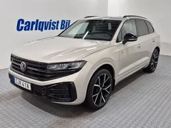 Sechura beige metallic Begagnad 2024 VW Touareg R-line SUV | 819 000 kr (Marknadspris)