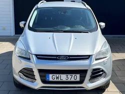 Grå Begagnad 2015 Ford Kuga Titanium SUV | 89 990 kr (Superpris)