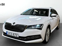 Vit Begagnad 2021 Skoda Superb Style Kombi | 289 900 kr (Superpris)
