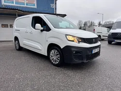 Vit Begagnad 2020 Peugeot Partner Minibuss | 139 900 kr (Bra pris)