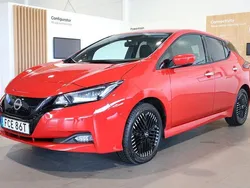 Röd Begagnad 2022 Nissan Leaf N-Connecta Halvkombi | 209 900 kr (Bra pris)