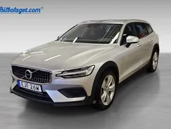 Silver Begagnad 2020 Volvo V60 CC SE Kombi | 269 000 kr (Lite dyr)