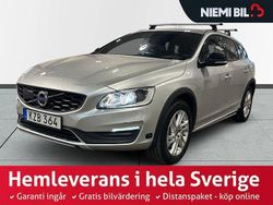 Silver Begagnad 2016 Volvo V60 CC Summum Kombi | 209 900 kr (Marknadspris)
