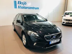Svart Begagnad 2014 Volvo V40 CC Momentum Kombi | 149 000 kr (Lite dyr)