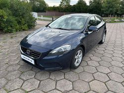 Blå Begagnad 2013 Volvo V40 Kombi | 96 000 kr (Marknadspris)