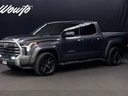 Mörkgrå (grå) Begagnad 2023 Toyota Tundra Limited Pickup | 1 049 800 kr
