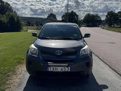Grå Begagnad 2010 Toyota Urban Cruiser SUV | 47 500 kr (Marknadspris)