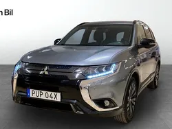 Grå Begagnad 2019 Mitsubishi Outlander SUV | 199 900 kr (Marknadspris)