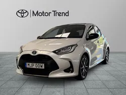 Vit Begagnad 2020 Toyota Yaris Hybrid Style Halvkombi | 199 000 kr (Lite dyr)