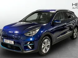 Blå (blue) Begagnad 2022 Kia e-Niro 2 SUV | 279 900 kr (Marknadspris)