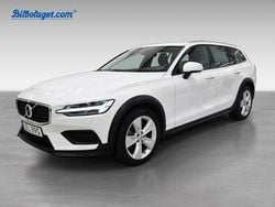 Begagnad 2022 Volvo V60 CC Kombi | 249 500 kr (Bra pris)