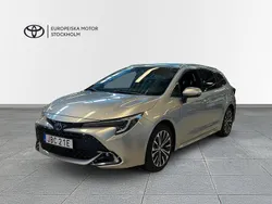 Silver Begagnad 2024 Toyota Corolla Style Kombi | 339 900 kr (Dyr)