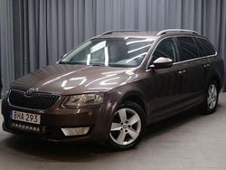 Brun Begagnad 2014 Skoda Octavia Ambition Kombi | 79 000 kr (Marknadspris)