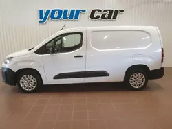 Vit Begagnad 2023 Citroën Berlingo Business Class Minibuss | 168 750 kr
