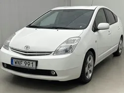 Vit Begagnad 2005 Toyota Prius Business Edition Halvkombi | 41 000 kr